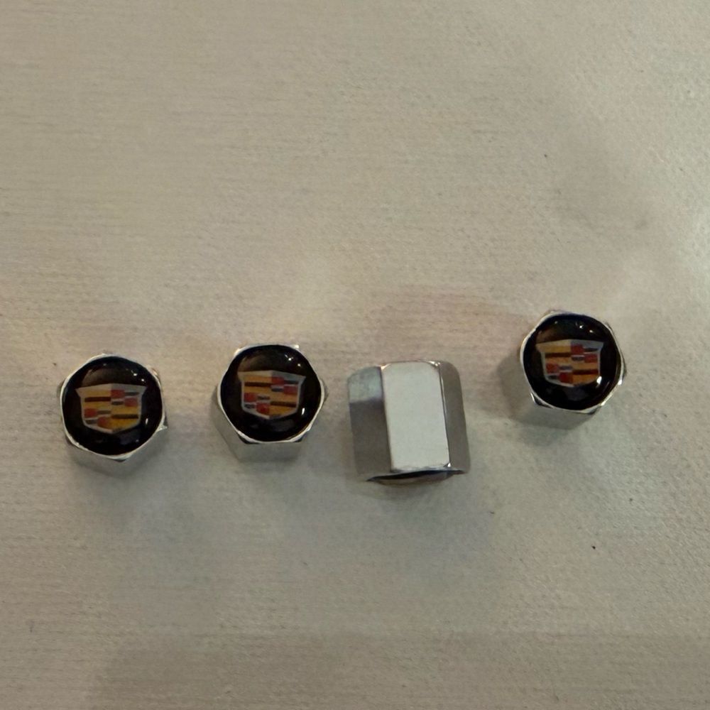 Cadillac Valve Stem Caps in Silver Set of 4 NWT